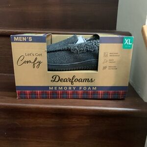 New Dearfoams Men's Memory Foam Comfy Black Slippers Size XL (13-14)
